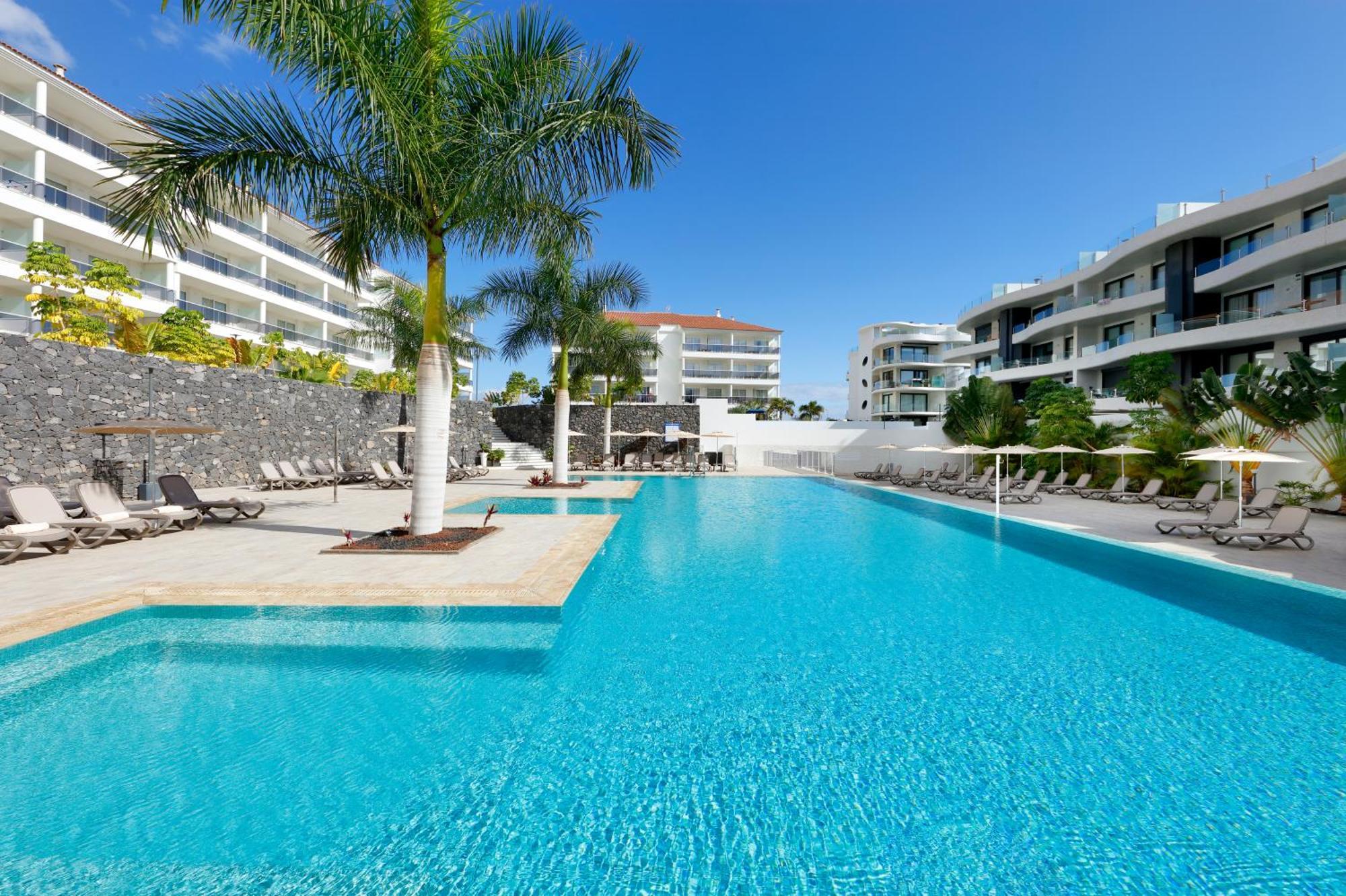 Apartahotel Marinell Collection