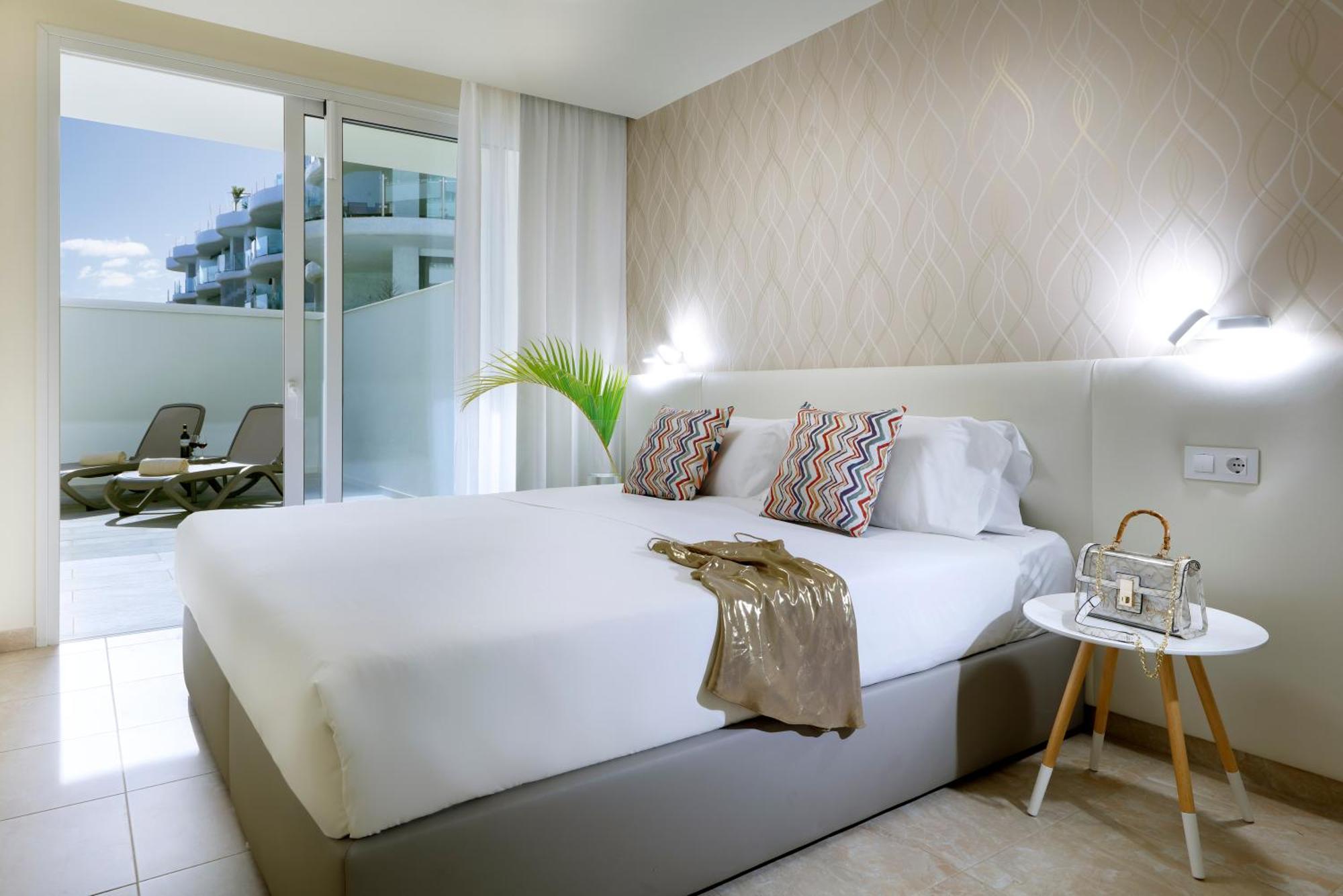 Marinell Collection Apartahotel *