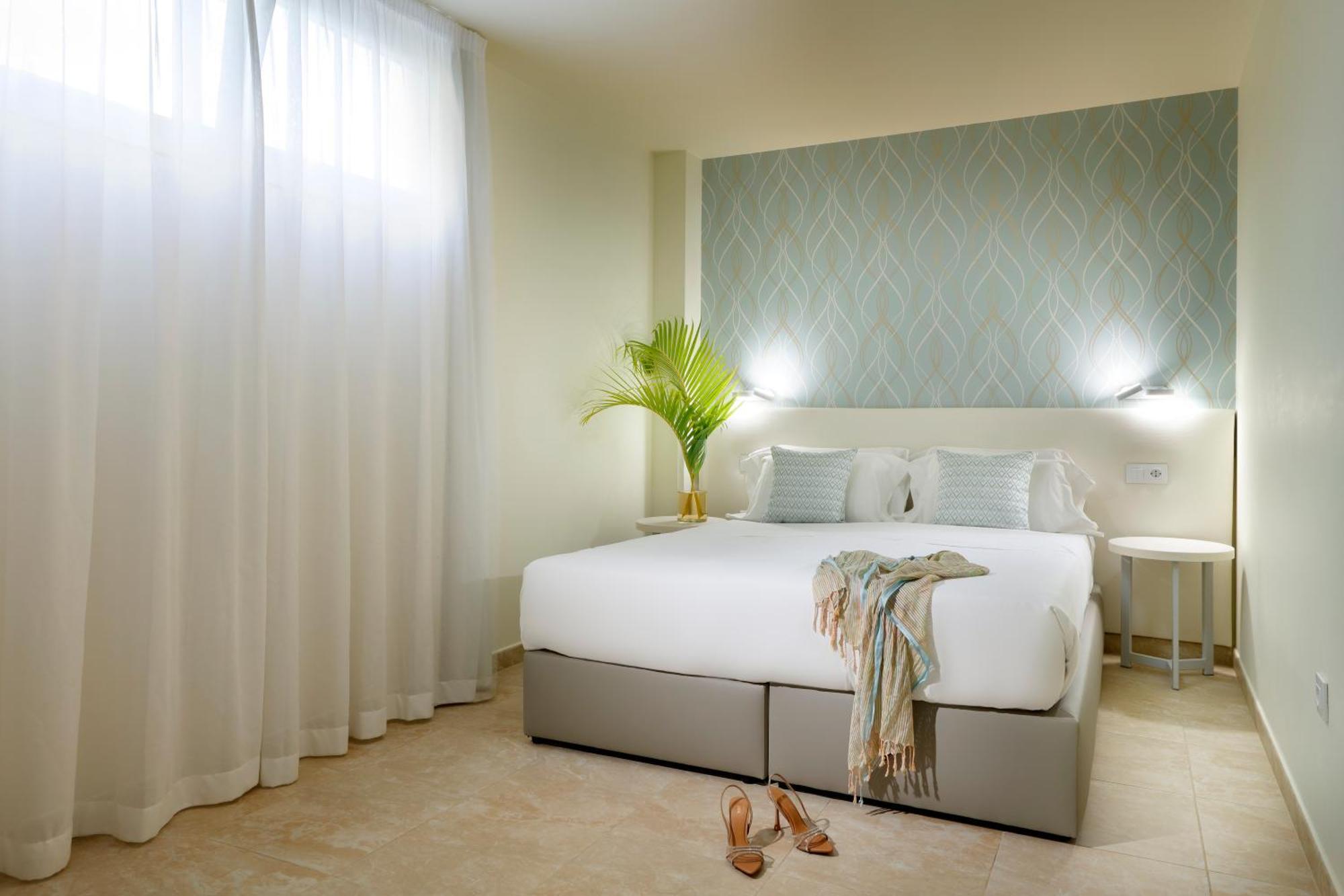 Marinell Collection Apartahotel