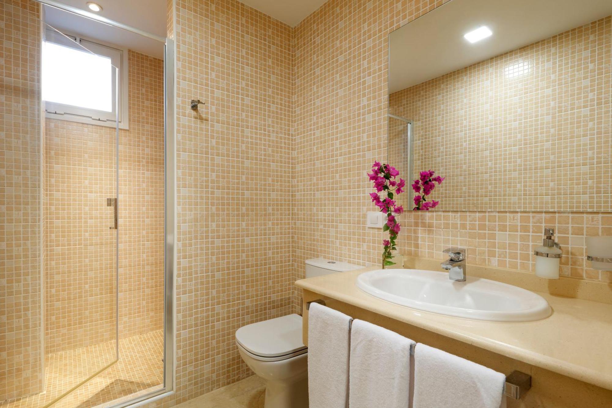 Apartahotel Marinell Collection